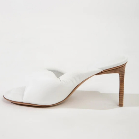 Jacquemus Bagnu Heels in White Brand new in dust bag ×2 size 7.5 - Picture 3 of 15